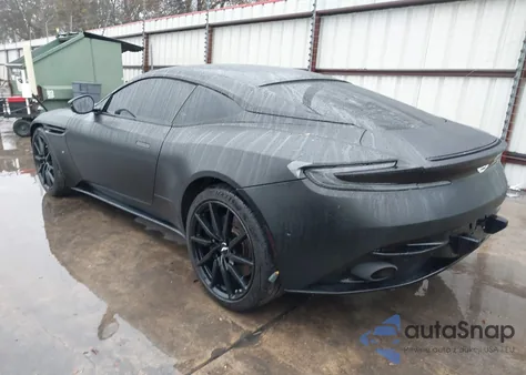 2017 Aston Martin Db11 Launch Edition z USA, uszkodzony, nr VIN SCFRMFAV8HGL02777